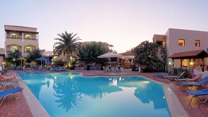 Hotel Lilium à Agia Marina Extérieur photo